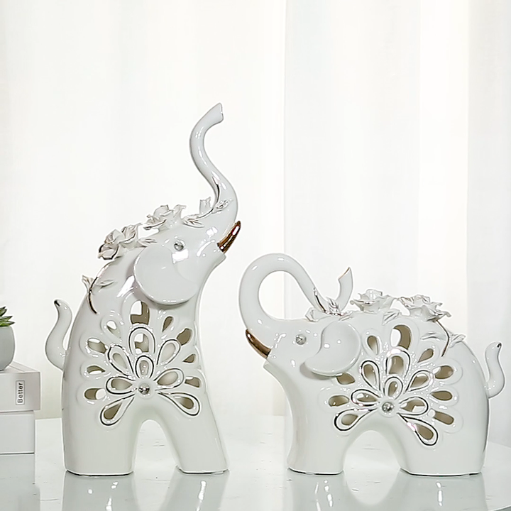 TOPPERFUN Figurines Éléphants en Céramique Blanche Mère et Bébé, Décoration de Bureau Animaux, Statuette D'éléphants Réaliste, Ornement de Table Artistique, Présent Anniversaire Garçon