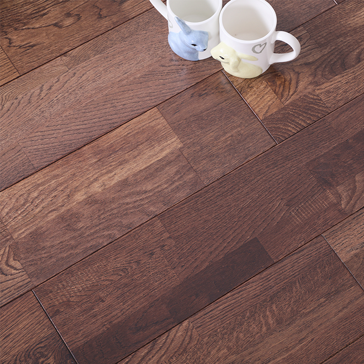 18mm Oak Solid Wood Wire Brushed Invisible Hand Scraped Flooring