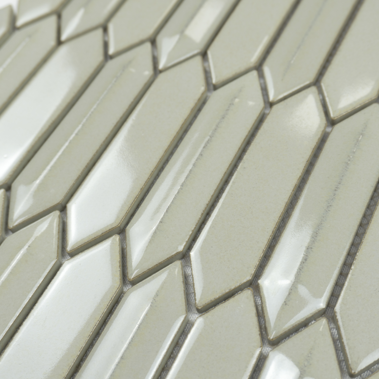 3D Cream Glossy Arrow Mosaic Tiles Home Mosaic Wall Tiles Decorative 3D Tiles