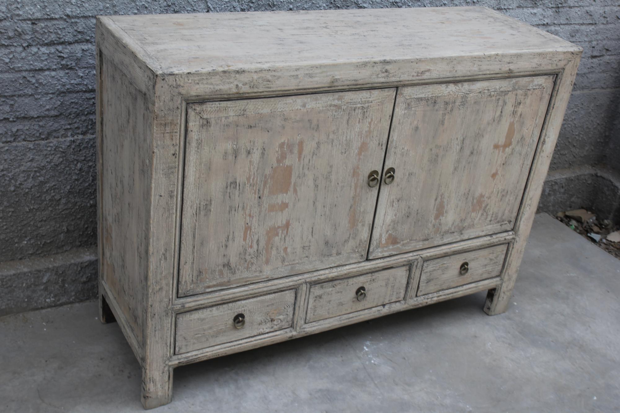 客厅两门三抽屉破旧别致心疼白色橱柜胸部