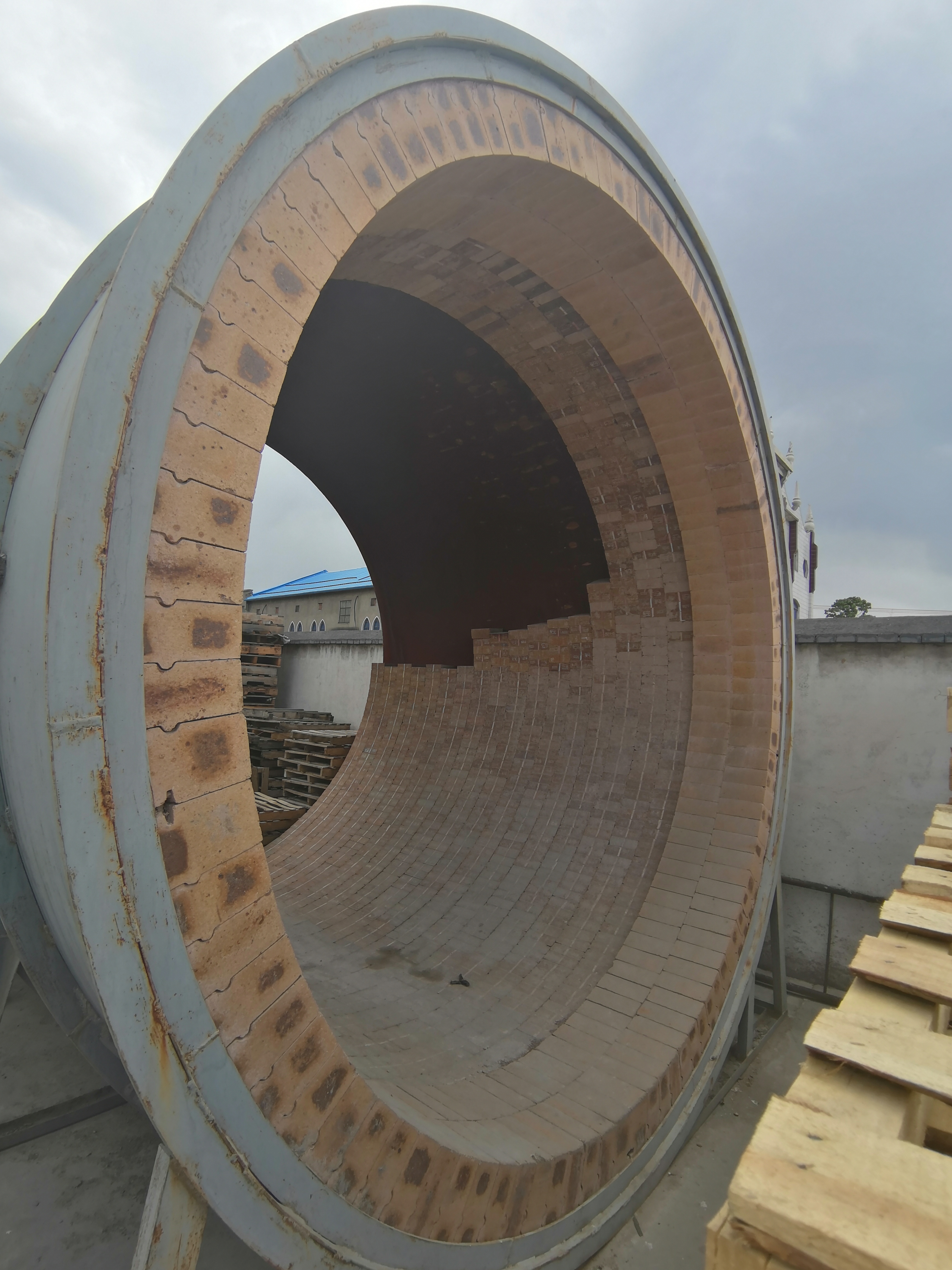 High Erosion Resistance Magnesia Iron Spinel Bricks for Cement Rotary Kiln Sintering Zone