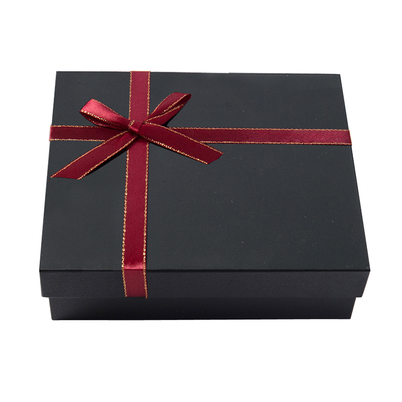 Custom Wholesale Cardboard Gift Boxes For Shirts