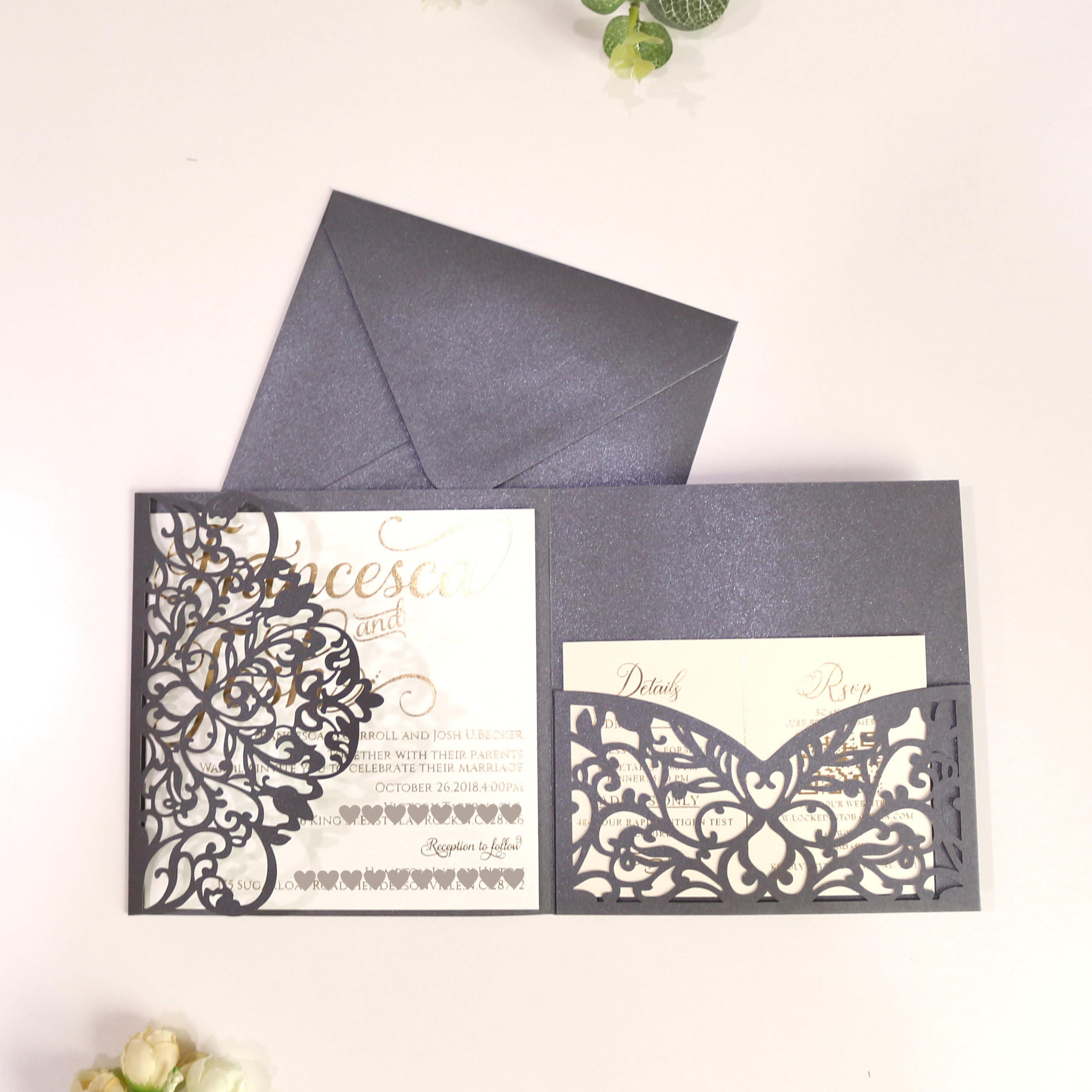 how to say no gifts on invite