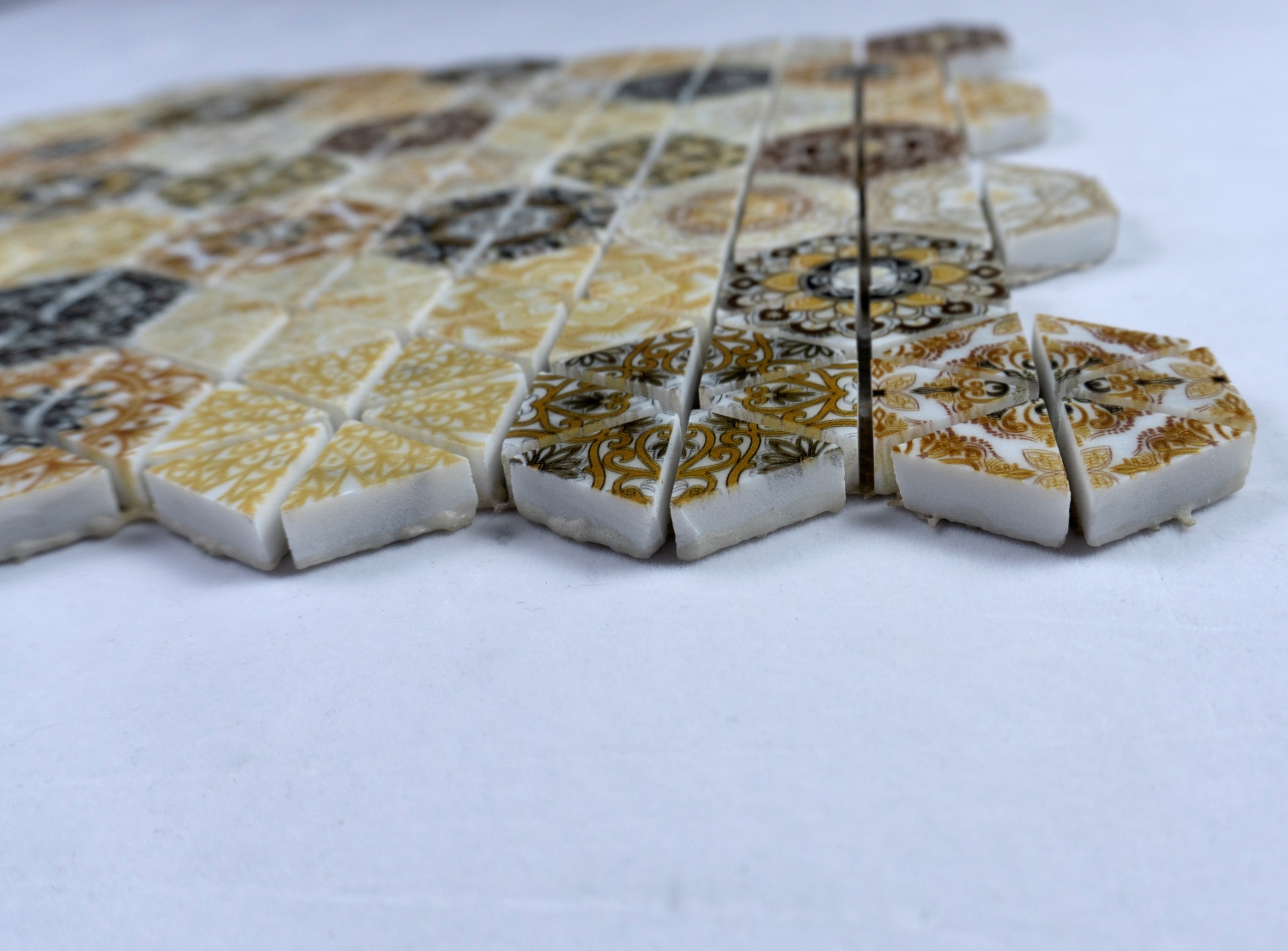 Yellow Artificial Hexagonal Stone Mosaic Marble Mosaics Stone Wall Mosaic Inkjet Printing
