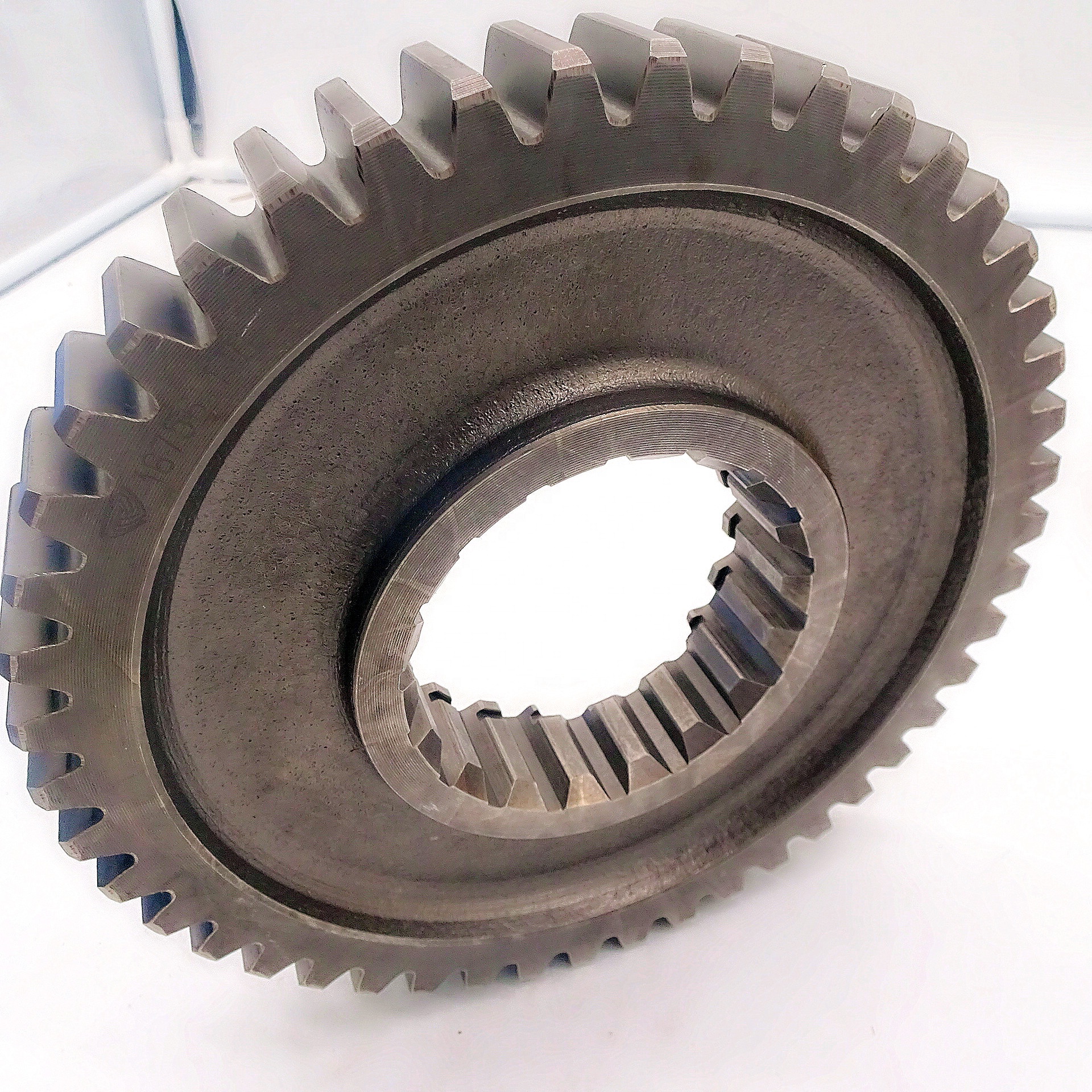 用于重型柴油卡车快速变速箱 16756 的新型倒档齿轮