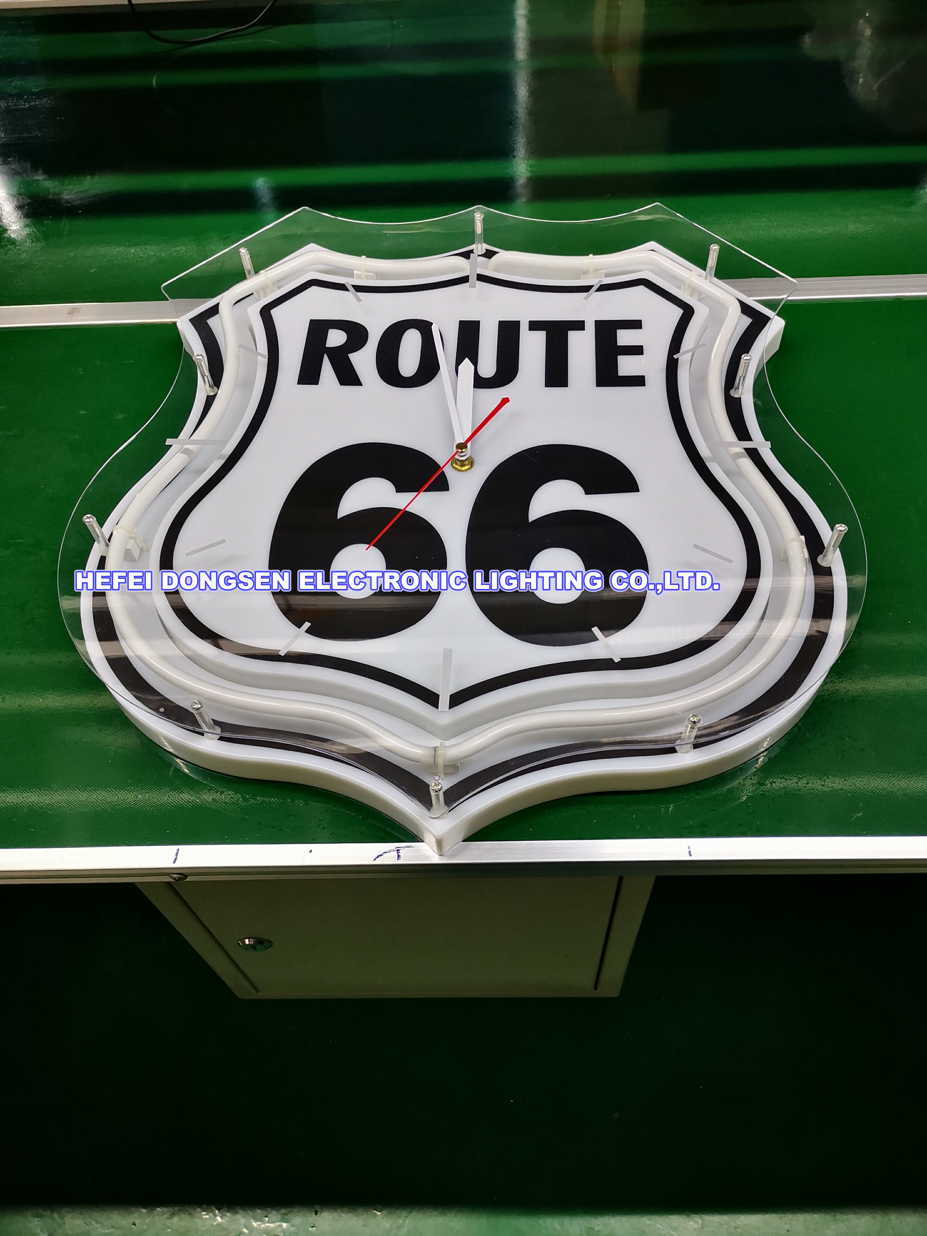 ヴィンテージ　ブルーネオン　ルート66　時計 Amazon.co.jp: ROUTE66 ルート66 レトロ ネオンクロック壁掛時計
