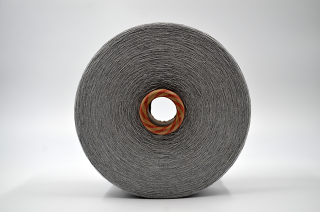 Pattern Bleached blended yarn OE 100%  Recycled Cotton Vietnam Denim Carded Yarn For Weaving wholesale