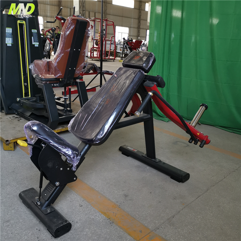 ストレングスチェストプレスマシンパールデルトプレート搭載傾斜