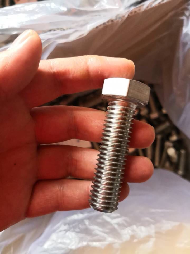 Ss400 Bolt Nut Washer Sus304 M7 M40 Din933 Standard Bolts A2-70 Ss316 A4-70 Stainless Steel Hex Bolt And Nut