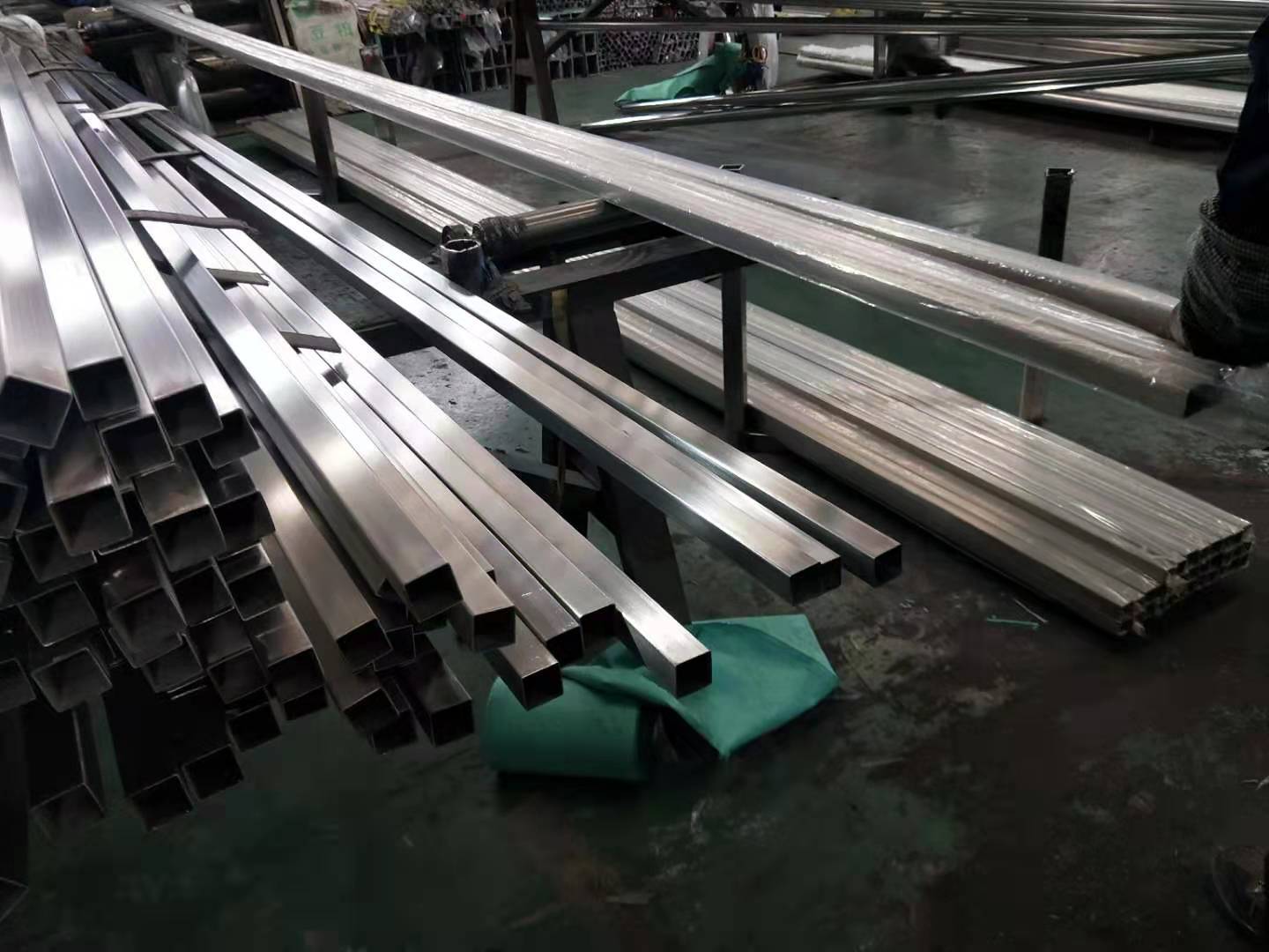 High Quality UNS N06601 Nickel Alloy Inconel 601 625 718 Tube Price