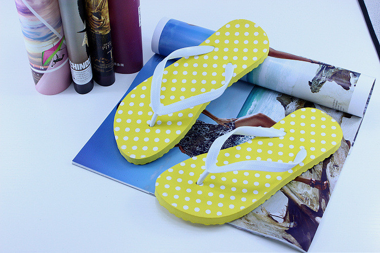 Women Flip Flops Slippers Outdoor Anti-slip EVA rubber evergreen Flip-flops Soles Bathroom Slides Shoes