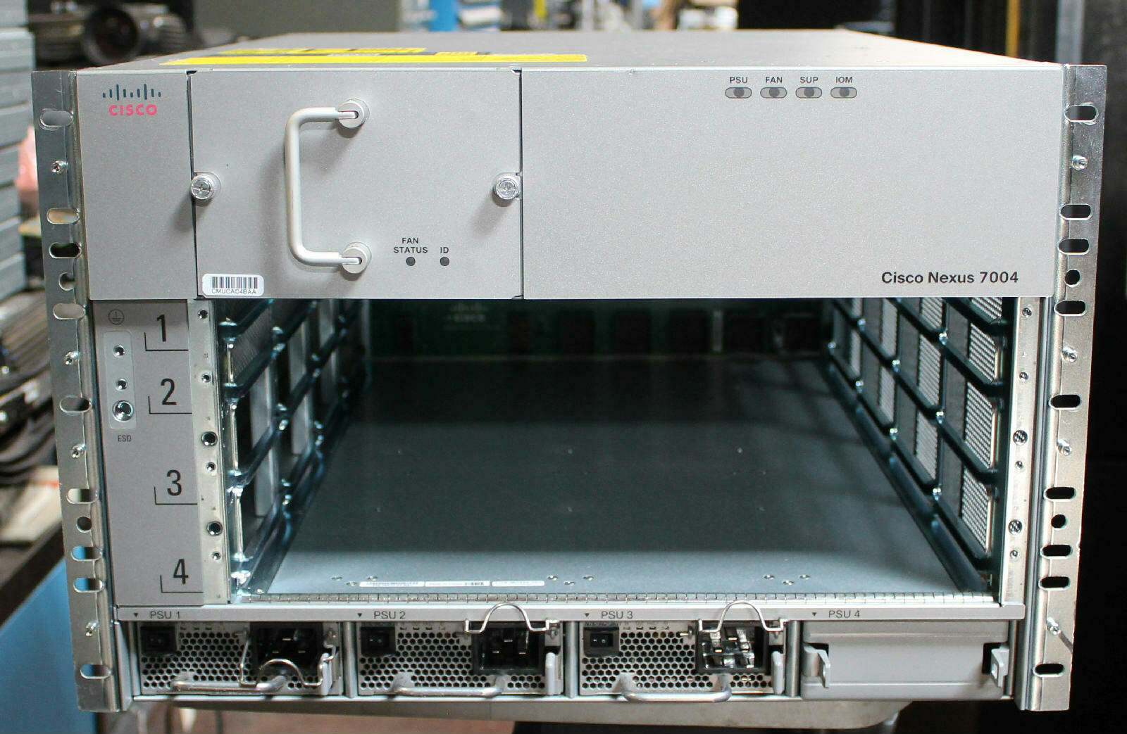 Nexus 7000 N7K-C7004 4-Slot Switch Chassis with 600Gbps Local