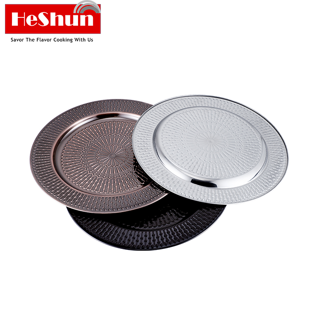 Hot Selling  Circle Exquisite Plate Metal Plates Food Safety Dishes Wedding Gold Charge Plate