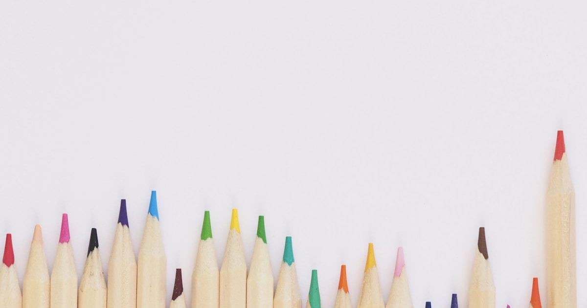 Types of Pencils and Pencil Lead: Finding the Best for Writing
