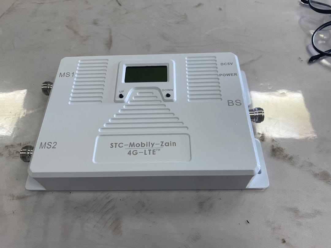 UMTS2100mhz / DCS 1800mhz Dual Band Booster Cellular Networks 2g 3g 4g