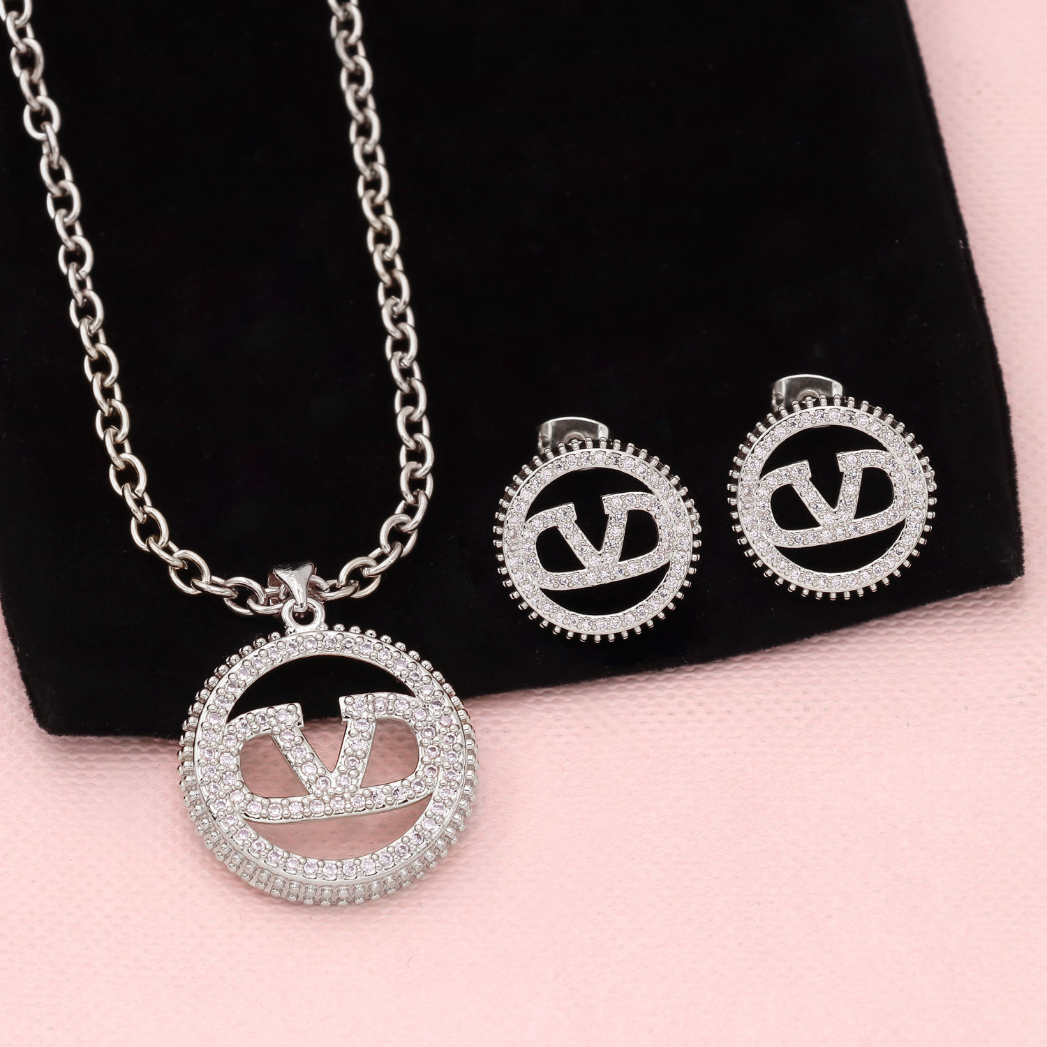 gifts to give boyfriend for graduation