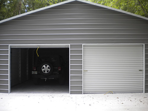 低价预制轻型钢结构框架汽车车库