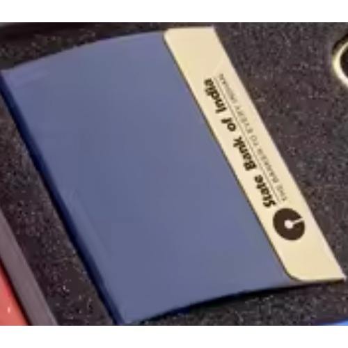 gifts for a person who loves to travel