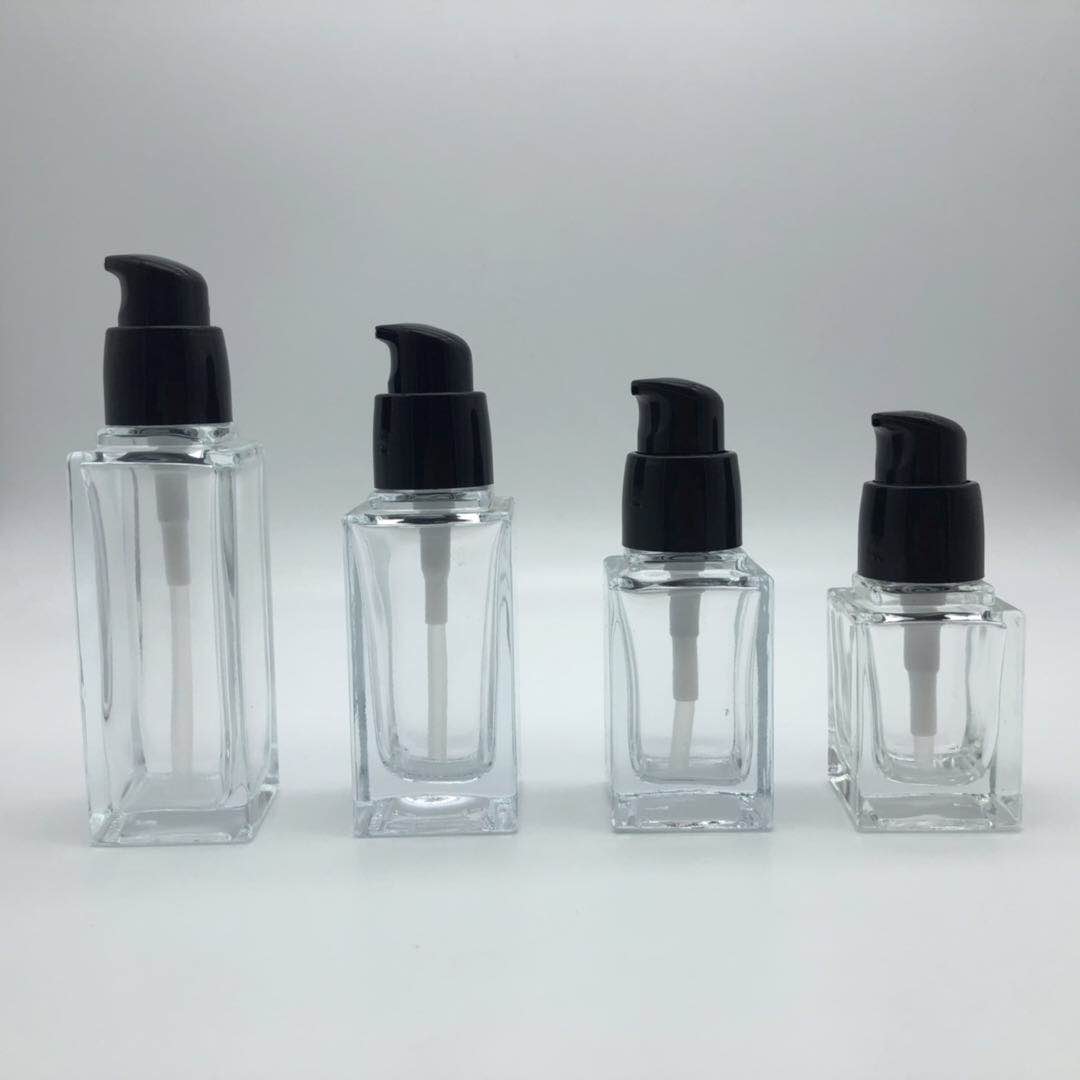 Luxury Square Empty Foundation Glass Lotion Bottles With Pump 15ml
