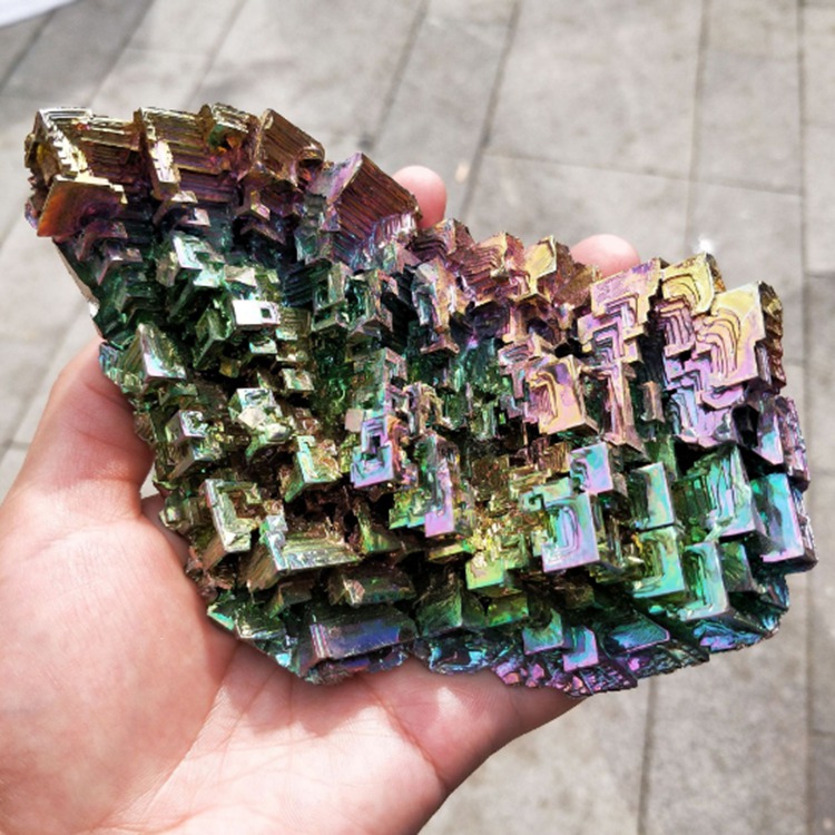 批发天然花式不规则彩虹铋矿物矿石水晶出售