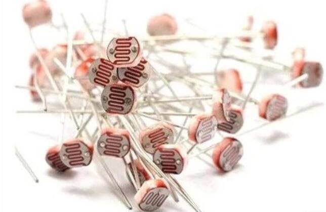 Detection of photosensitive resistor 5528 electric switch sensor