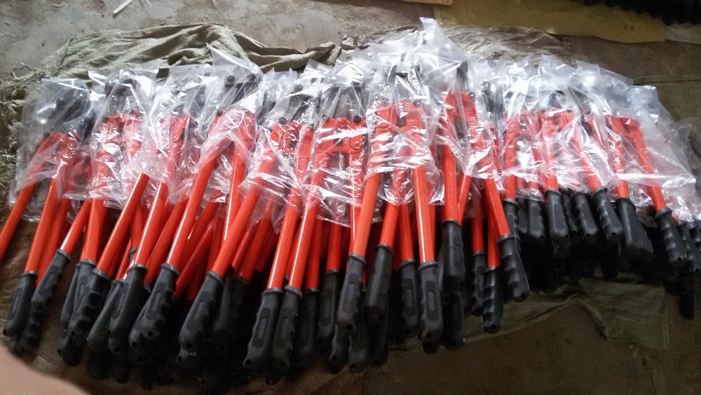 两个重型单臂可调抛光刀片螺栓切割器