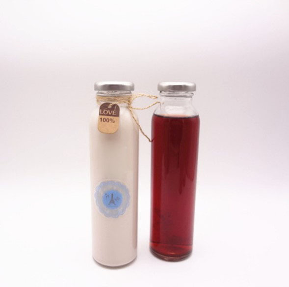 Most popular glass juice bottle milk bottle with screw lid glass water or juice bottle