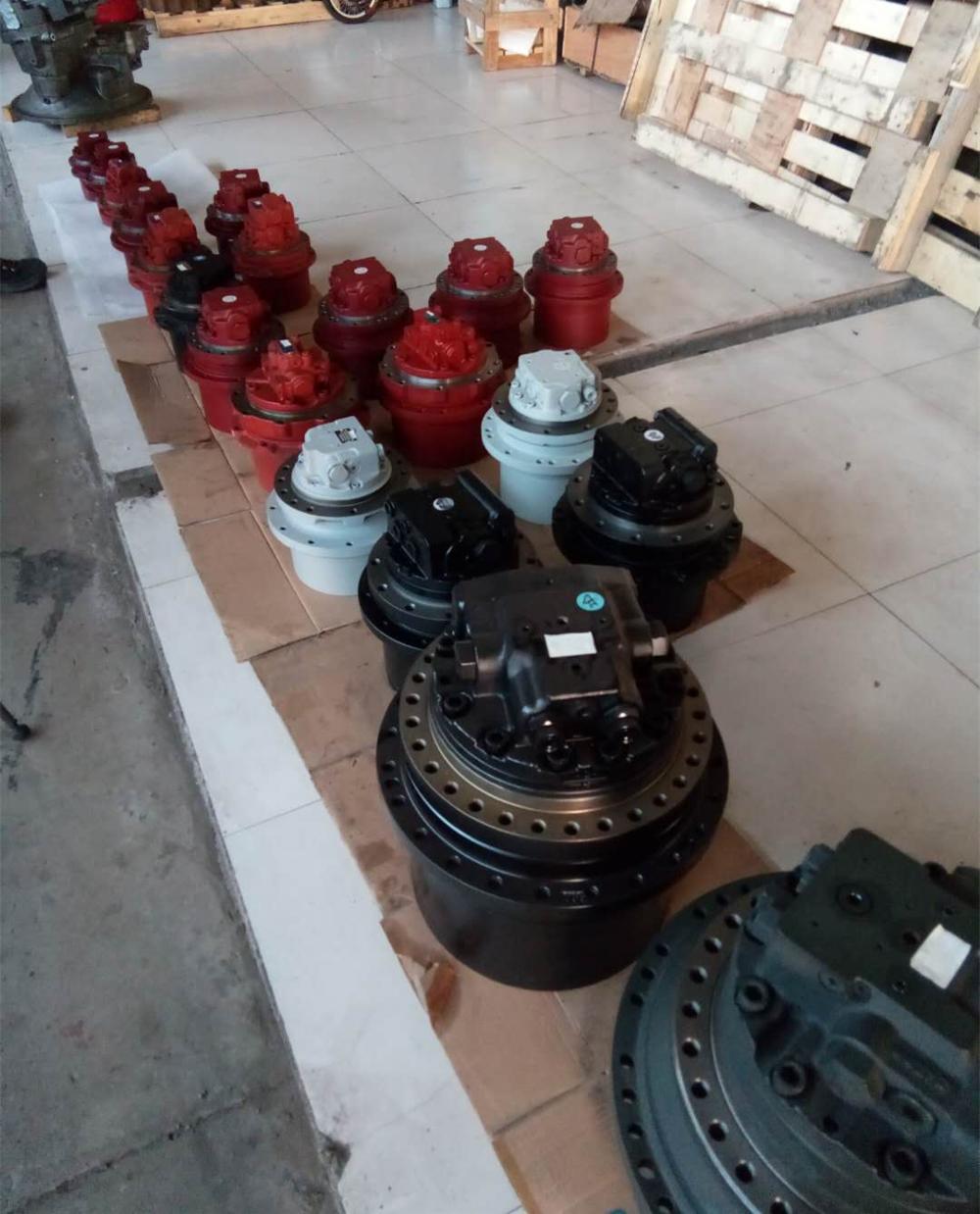 4446245 4469026 Excavator Hydraulic Main Valve Assy ZX70