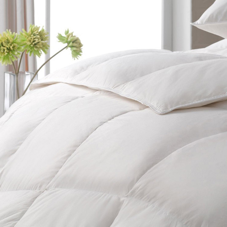 Factory quilting washed white goose feather filling down quilt
