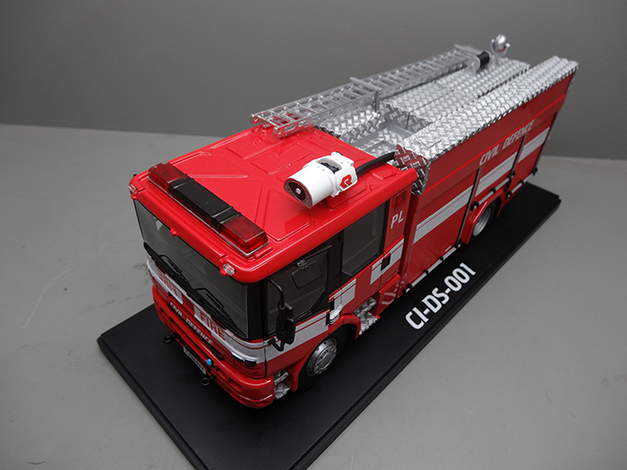 OEM 1:32ダイキャストアメリカ消防車おもちゃカスタム空港消防車中国製