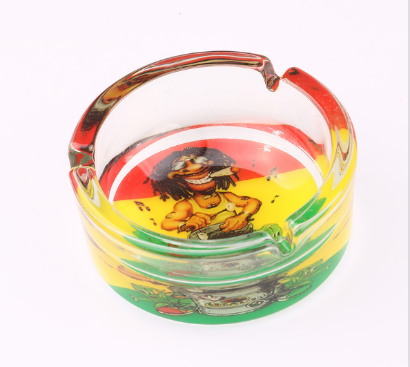 Haonai 10.5cm custom glass cigar ashtray with printed sticker
