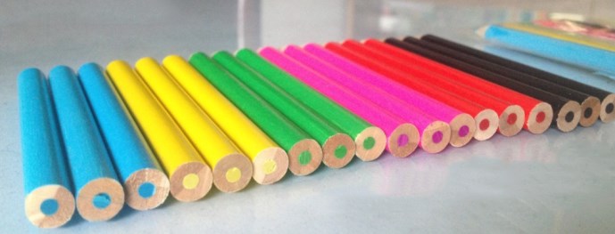 OEM 3.5inch half length children colored drawing pencils