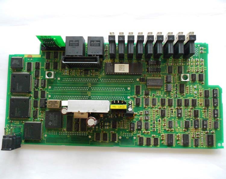Tastiera A Membrana FANUC A98L-0001-0524#J – Usata, Testata Su Macchina