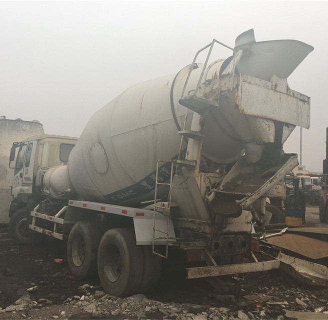 USED/Old ISUZU 9M3 Concrete Mixer Truck /9M3 Isuzu 46M Brand IN CHEAP PRICE For Sale