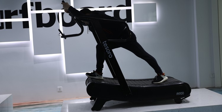 商用健身房曲面跑步机健身器材短跑用自供电跑步机 - buy gym