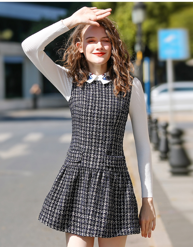 新款女式衣服hlaf袖子立领镂空花形蕾丝时尚礼服准备发货