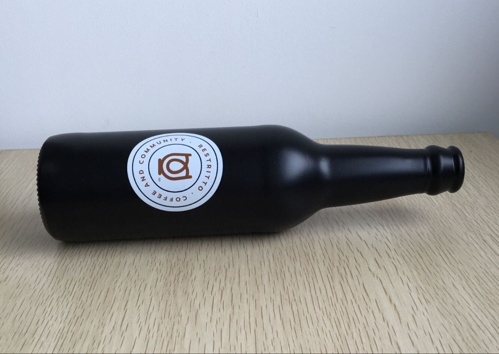 330ML Glass Bright Black Beer Bottle Wine bottles Juice bottles With Customized Printing