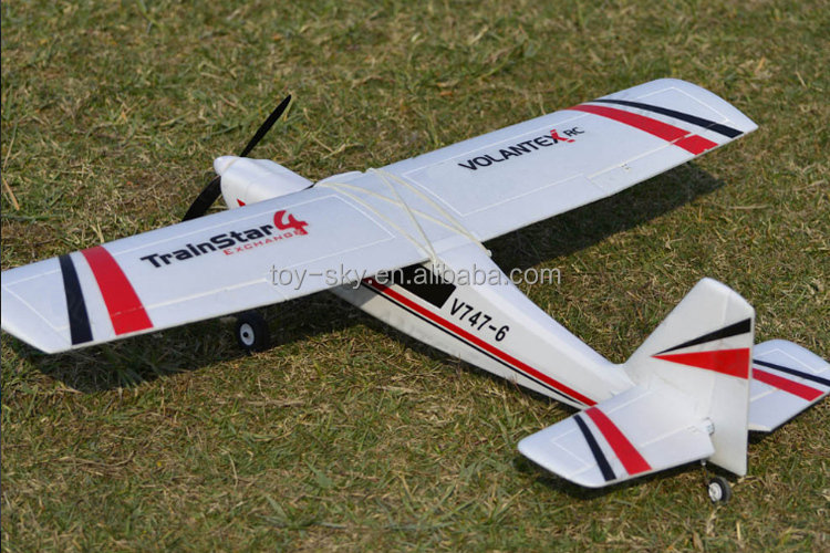2.4G Trainstar Exchange 3CH & 4CHツーピースウィング飛行機1100mm