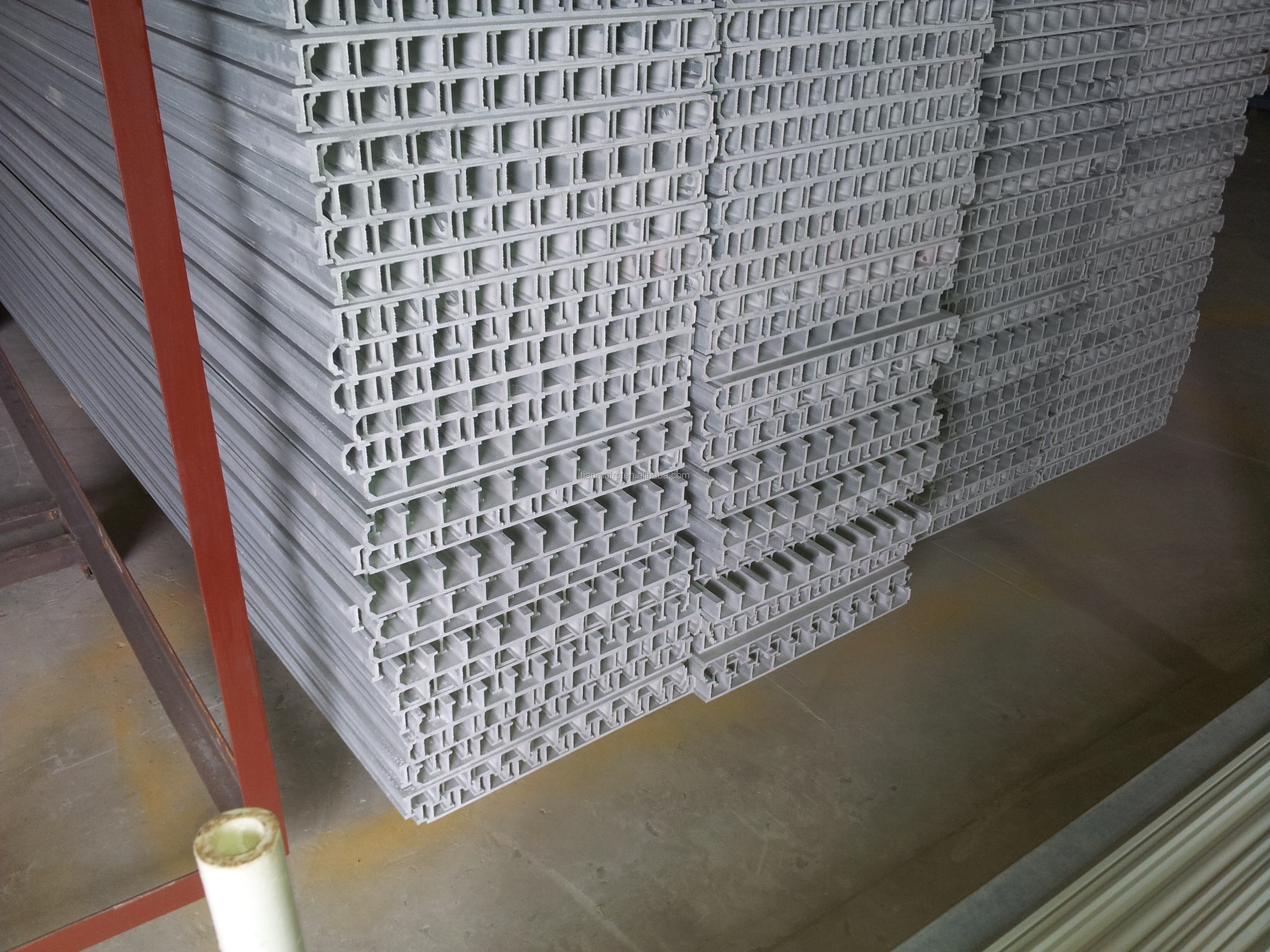 玻璃纤维增强塑料地板镶板作为载荷结构光栅在污水处理中的应用