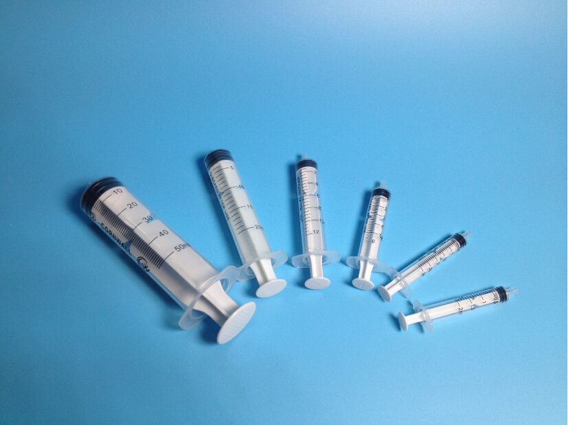 医院耗材的手术安全性不同大小和不同的颜色类型 iv 套管翼注入口