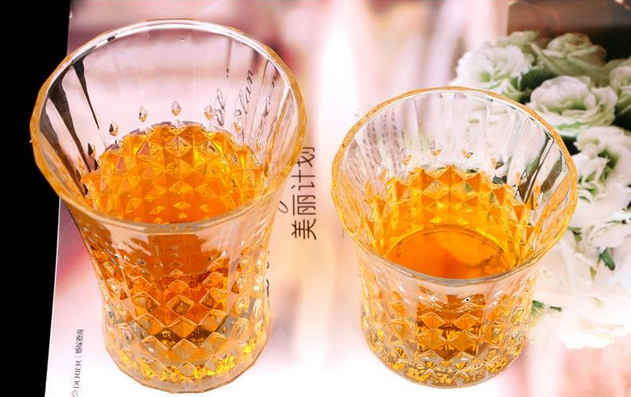 Wide mouth 260ml/360ml emboss whisky glass tumbler,Diamond whisky glass.