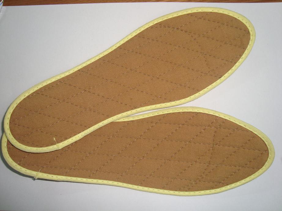 Comfortable cinnamon insoles