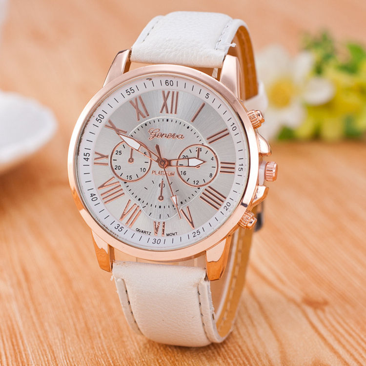Shop Our Factory Price Quartz PU Leather Watches for Women
