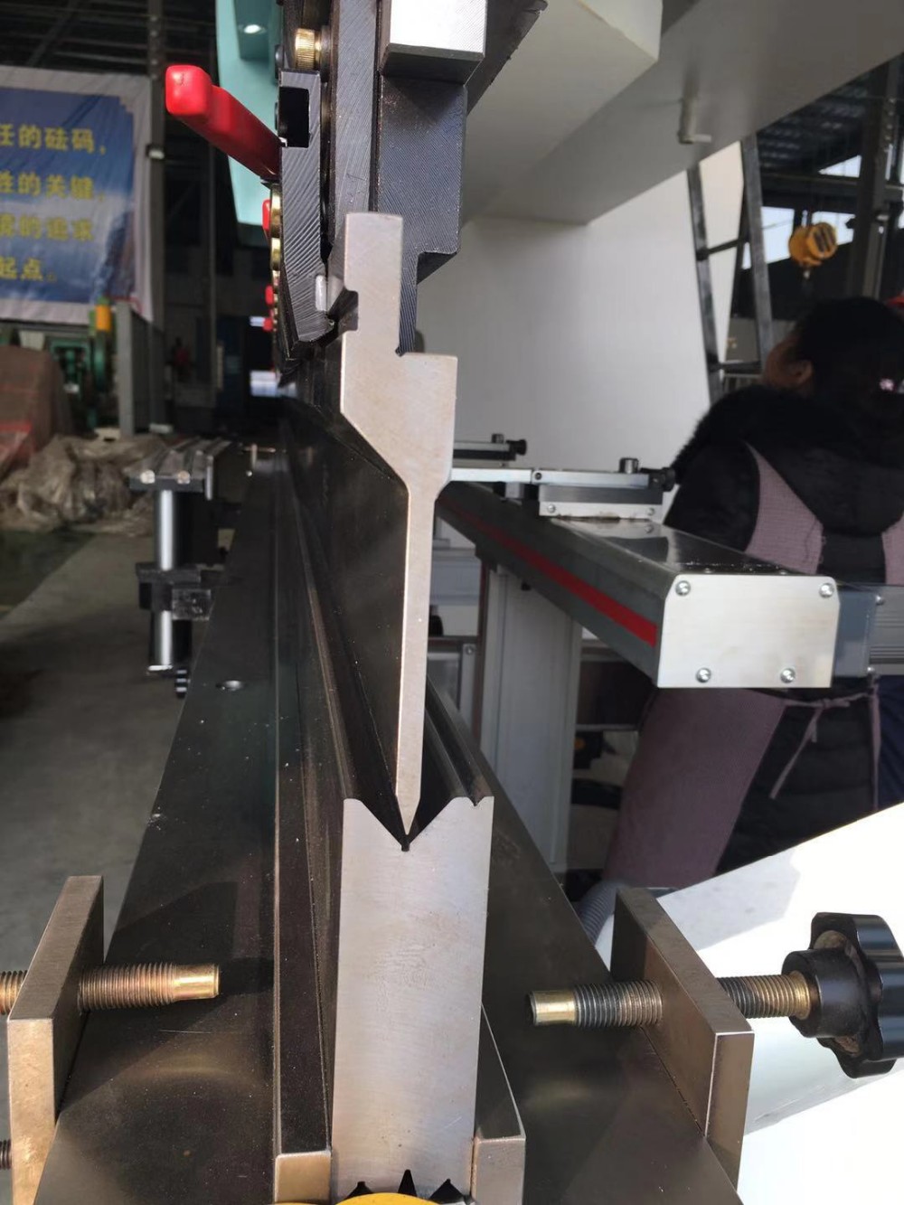 定制板片折弯机模具压弯机模具