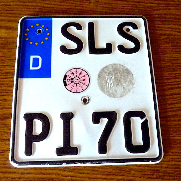 定制车牌伦敦黄色字体车牌反光膜