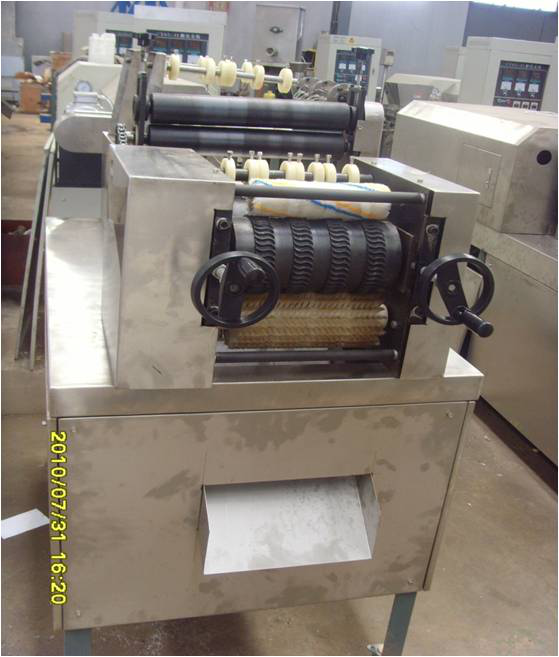 300kg/H Fried Snack Production Line Sala Bugles Rice Crust Machine