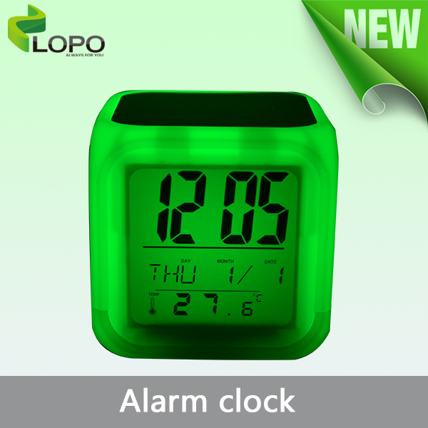 CE承認の昇華ブランク環境にやさしい7つの異なる色が変わるLED目覚まし