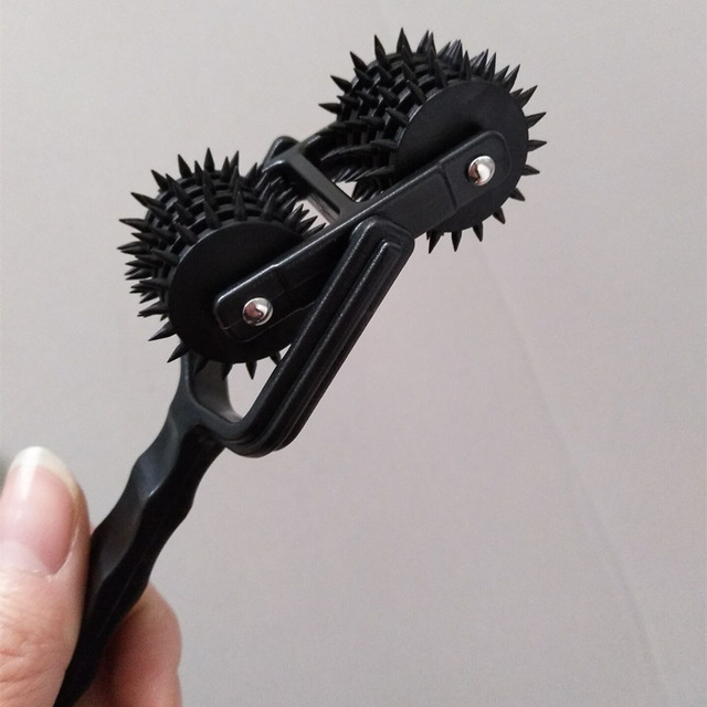 调情玩具性爱滚轮身体刺激器腿部乳房按摩情色针轮成人游戏 sm 束缚