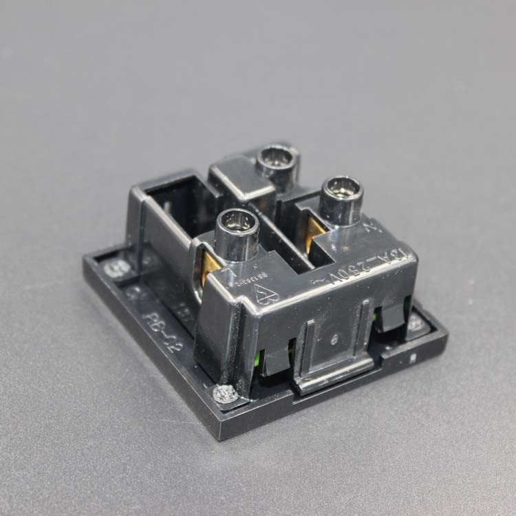 尼龙铜材料 pdu 工业插座/英国 3 针连接器/英国灯泡插座 - buy pdu
