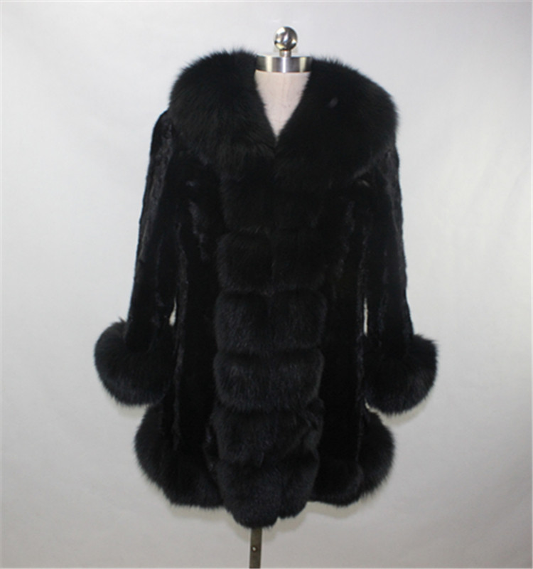2018 Fashionable women Natural Mink Fur Coat with real fox fur collar